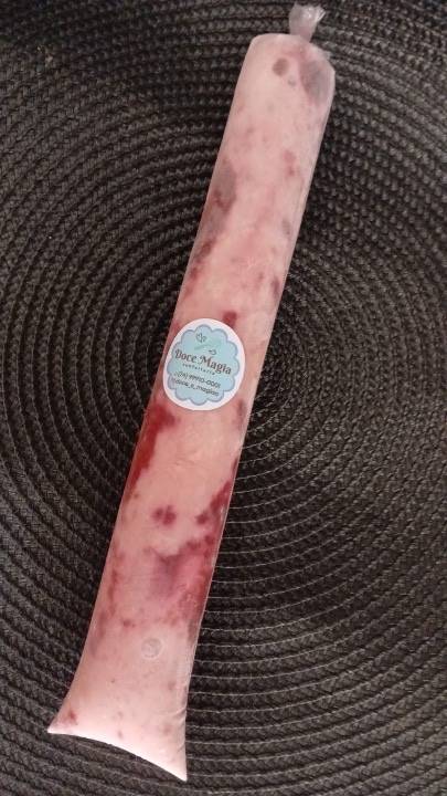 Produto Geladão de Frutas Vermelhas